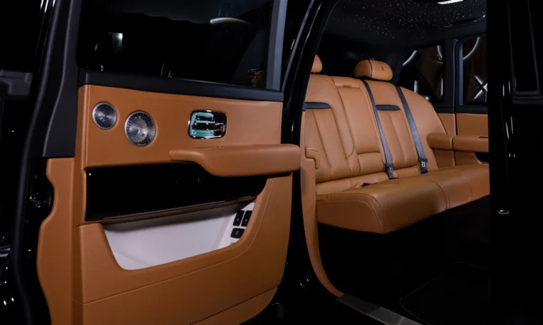 Rolls Royce Cullinan Black Badge Kit for sale in Dubai
