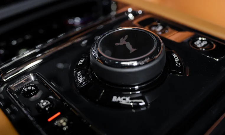 Rolls Royce Cullinan Black Badge Kit for sale in Dubai