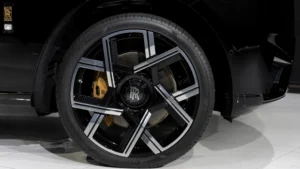 Rolls Royce Cullinan Black Badge Kit for sale in Dubai