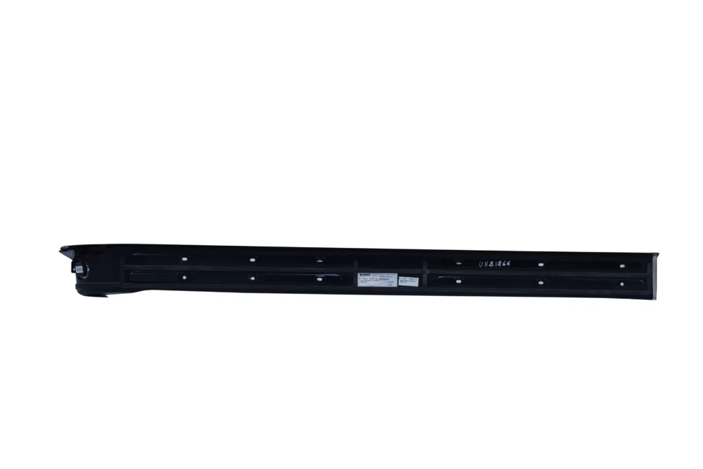 Rolls Royce WraithDawn LH Treadplate silver OEM 374761 for sale in dubai 02