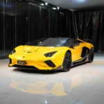 Impressive Lamborghini Aventador in