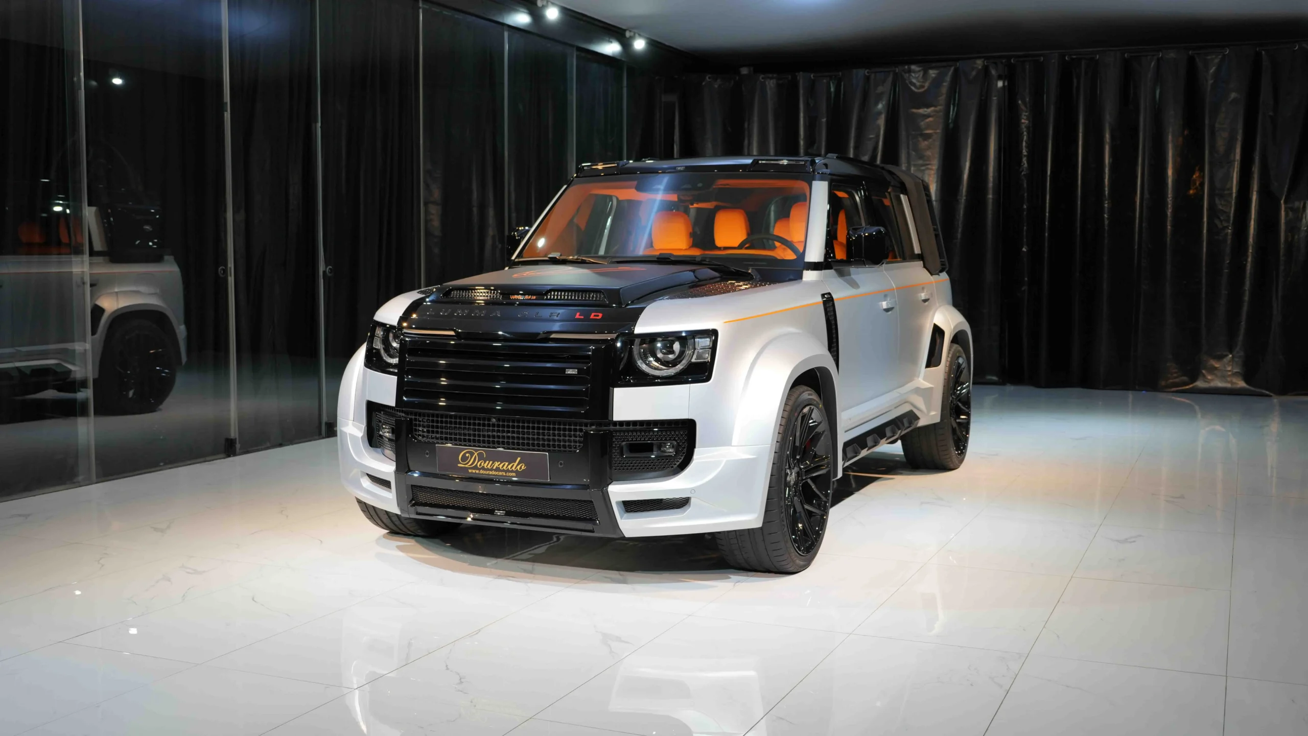 Benchmark in your land rover with the exquisite