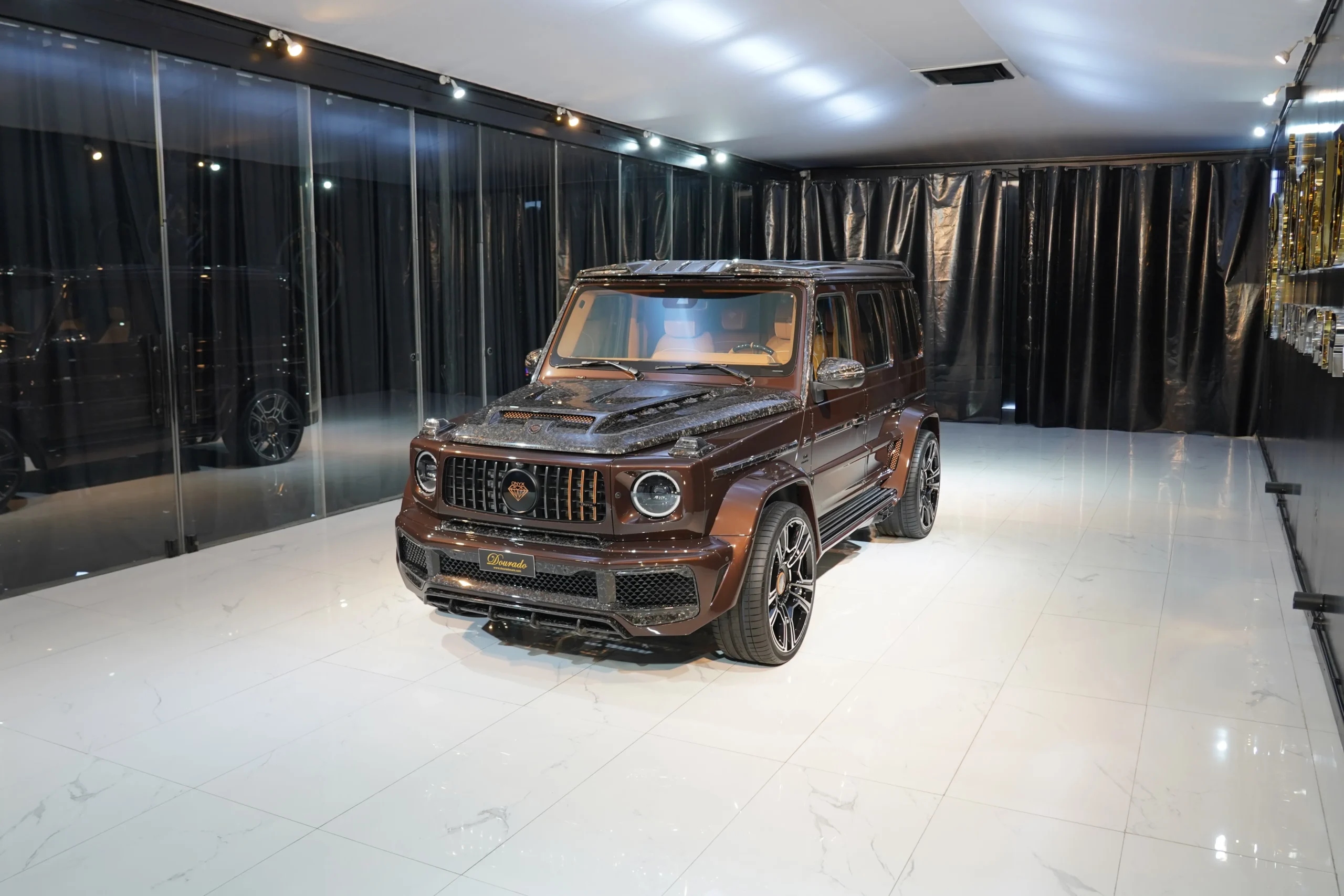 Thrilling Luxury Guide for the Mercedes G7X Onyx