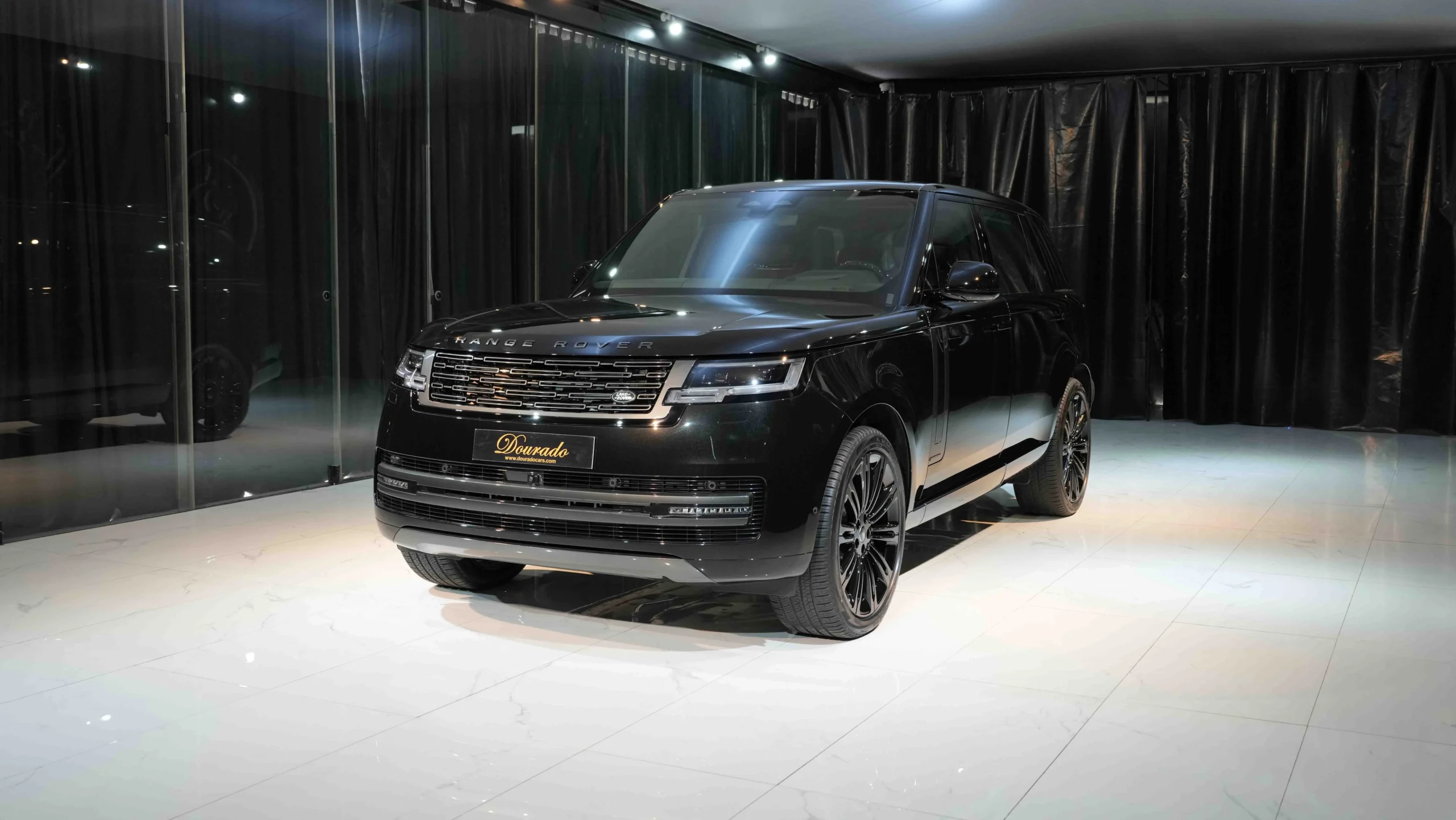 Peerless Guide in the Dazzling Range Rover