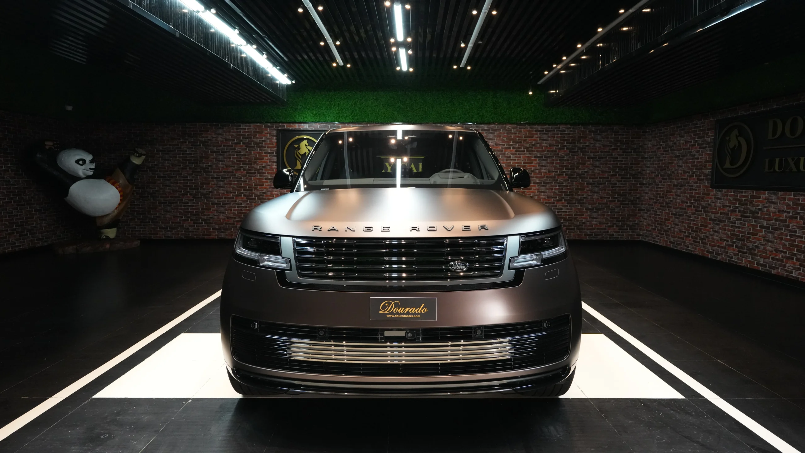 Unparalleled Definitive in the Range Rover SV