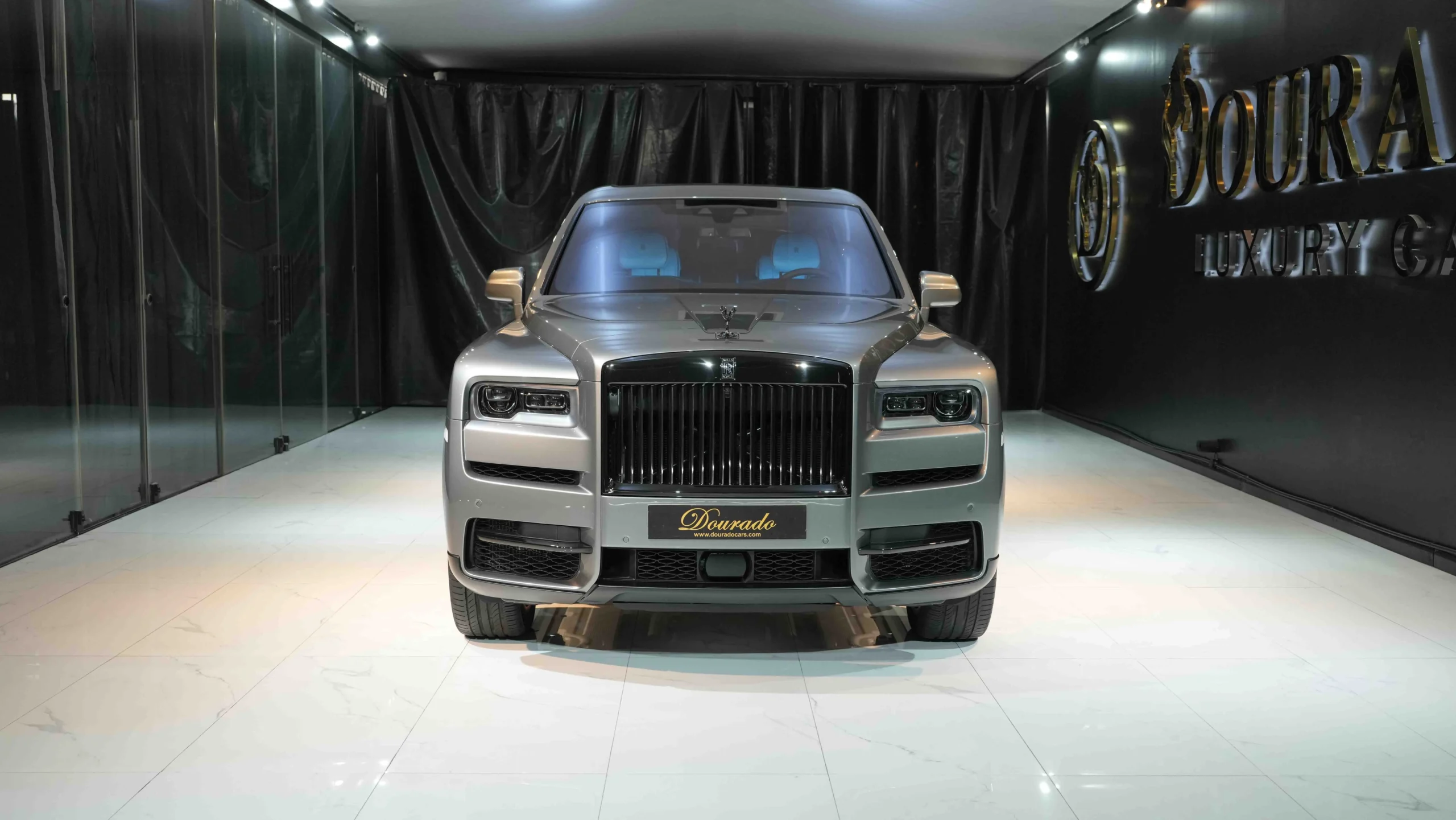 Eminent and Best in the Exquisite Cullinan Onyx