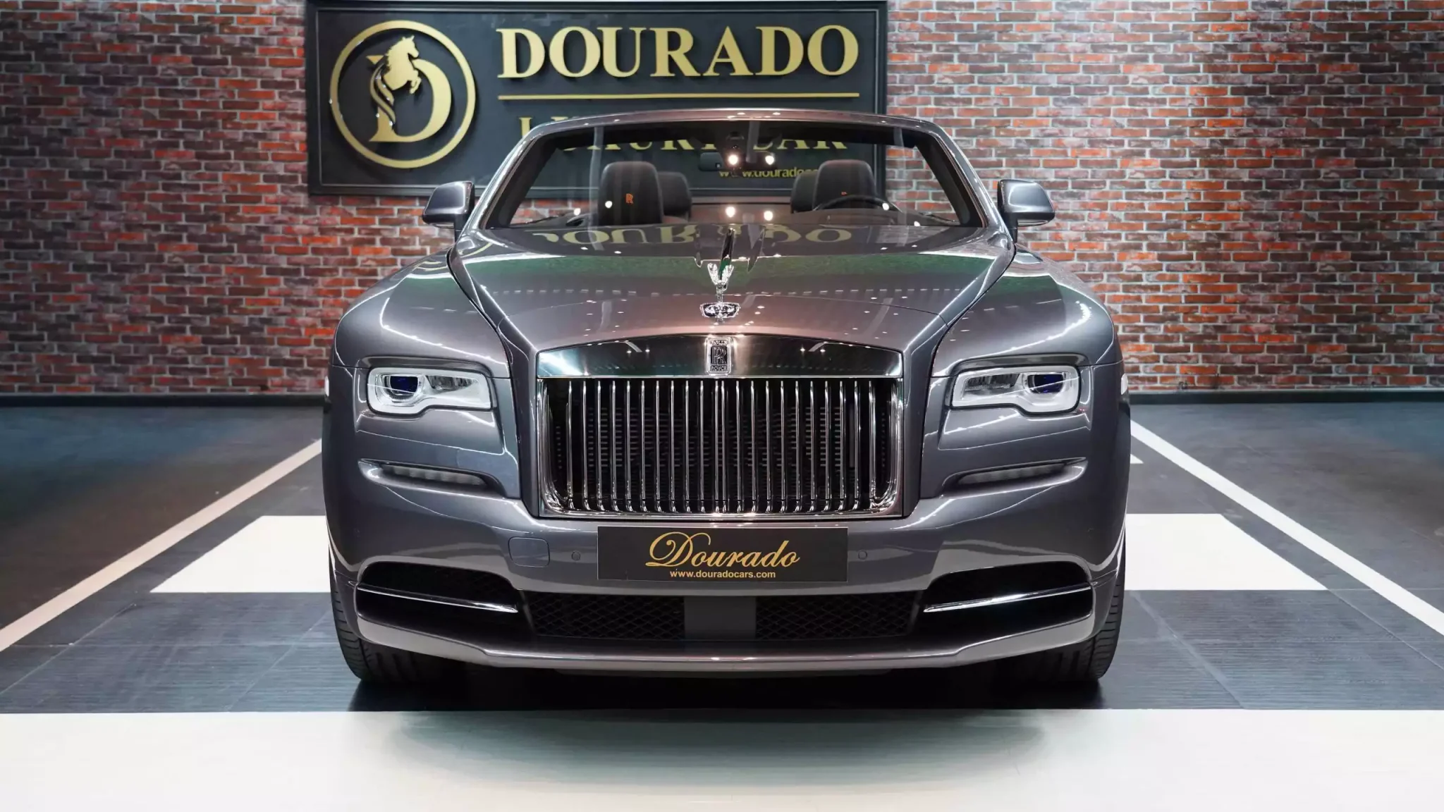 Exclusive Next-level in the Amazing rolls-royce