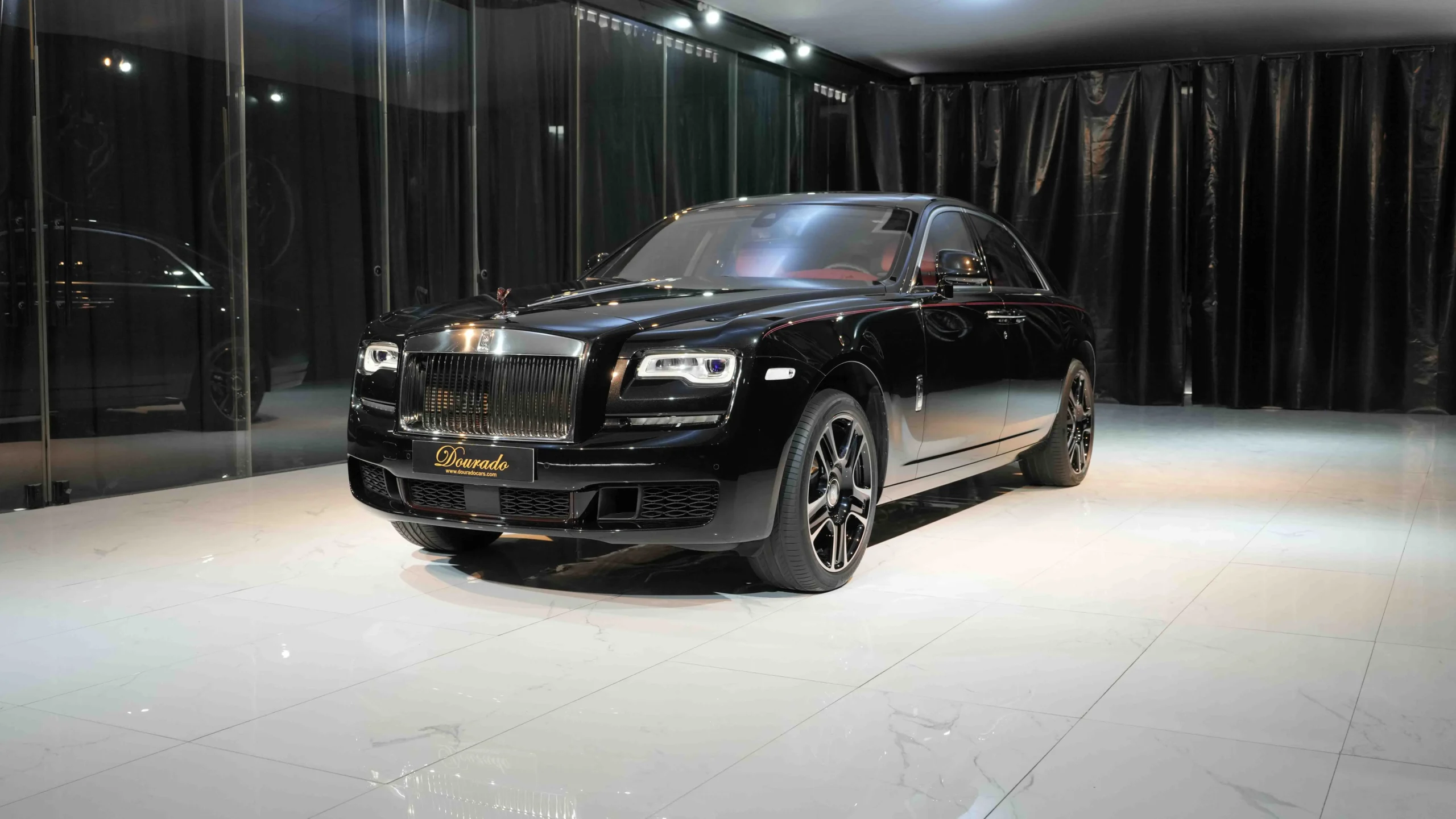 Thrilling Rolls-Royce Ghost with the Ultimate