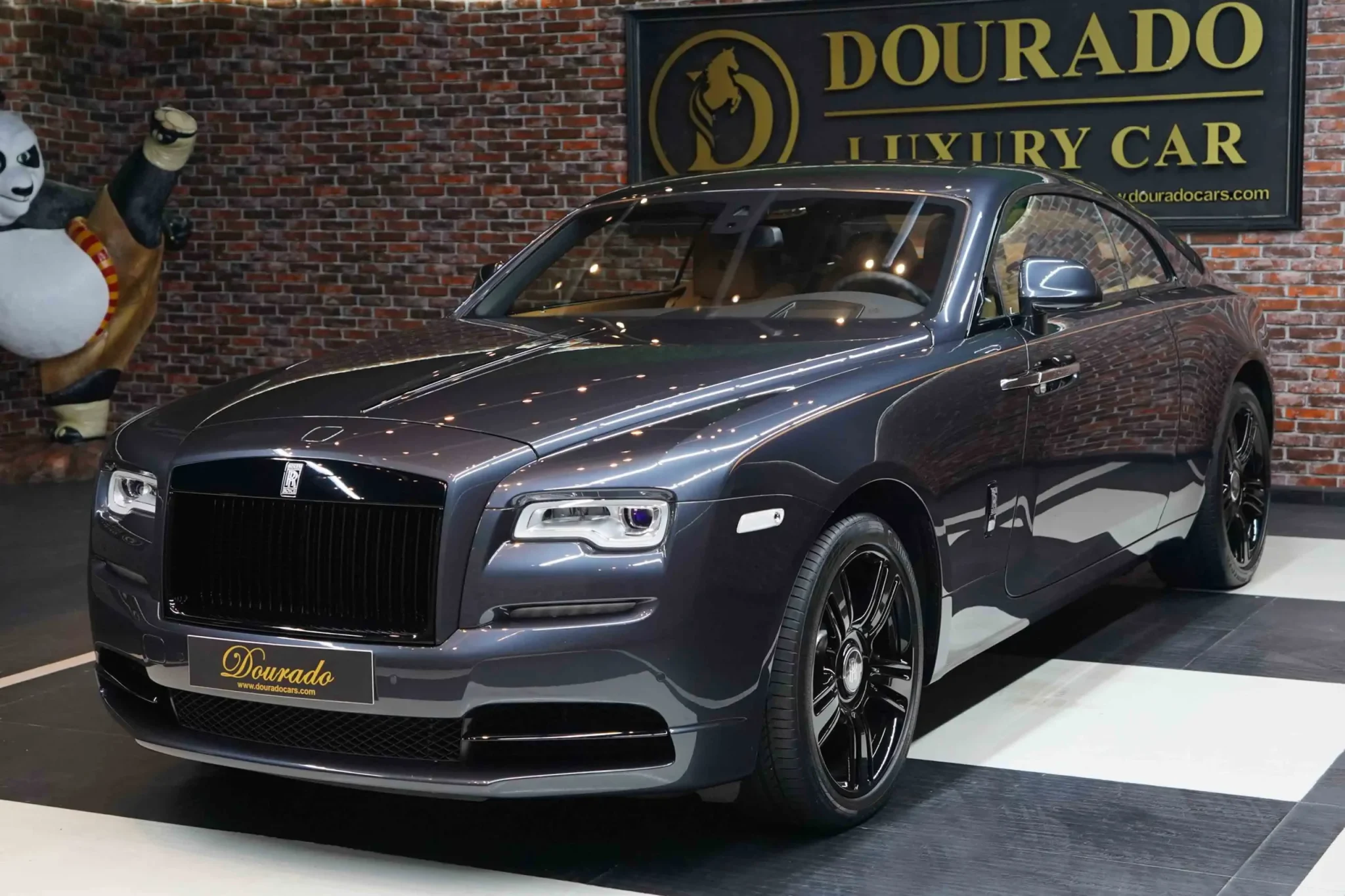 Prestige Guide for Impressive Rolls-Royce Wraith