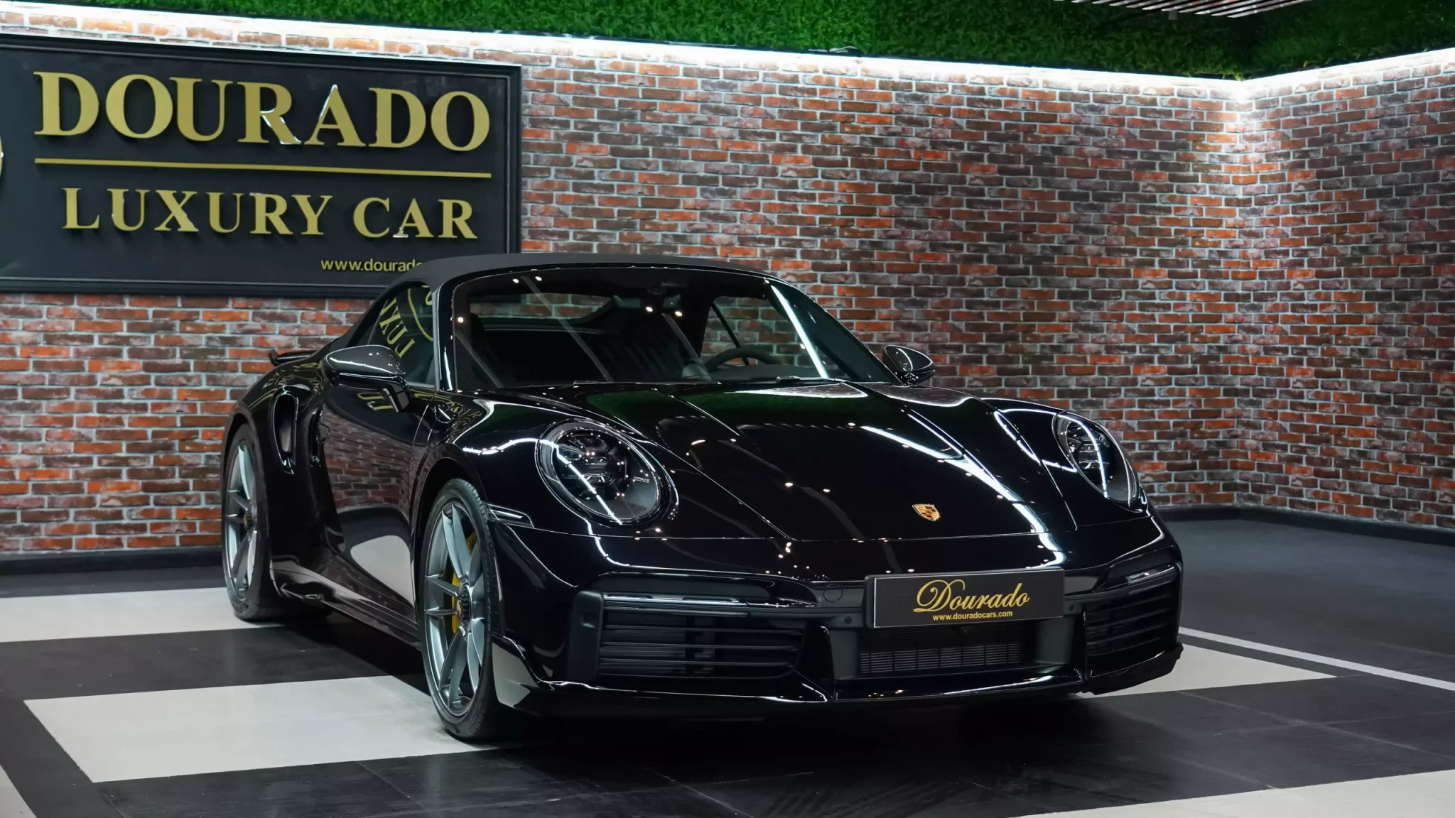 Dazzling Signature best for Porsche Turbo S