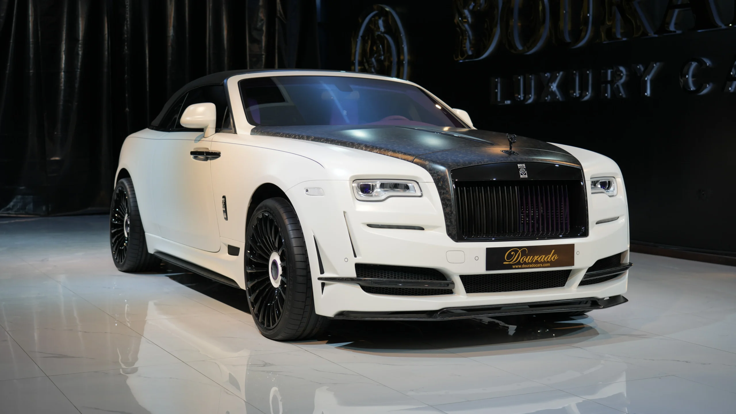 Peerless Refined the Guide in Stunning Rolls