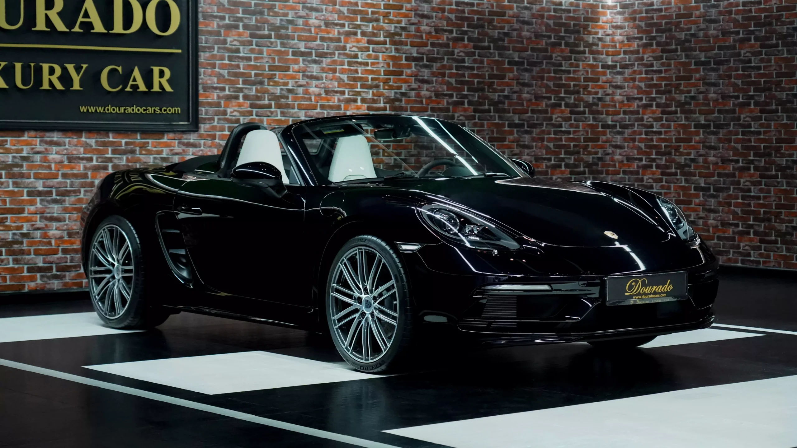 Thrilling Flagship 718 Boxster in