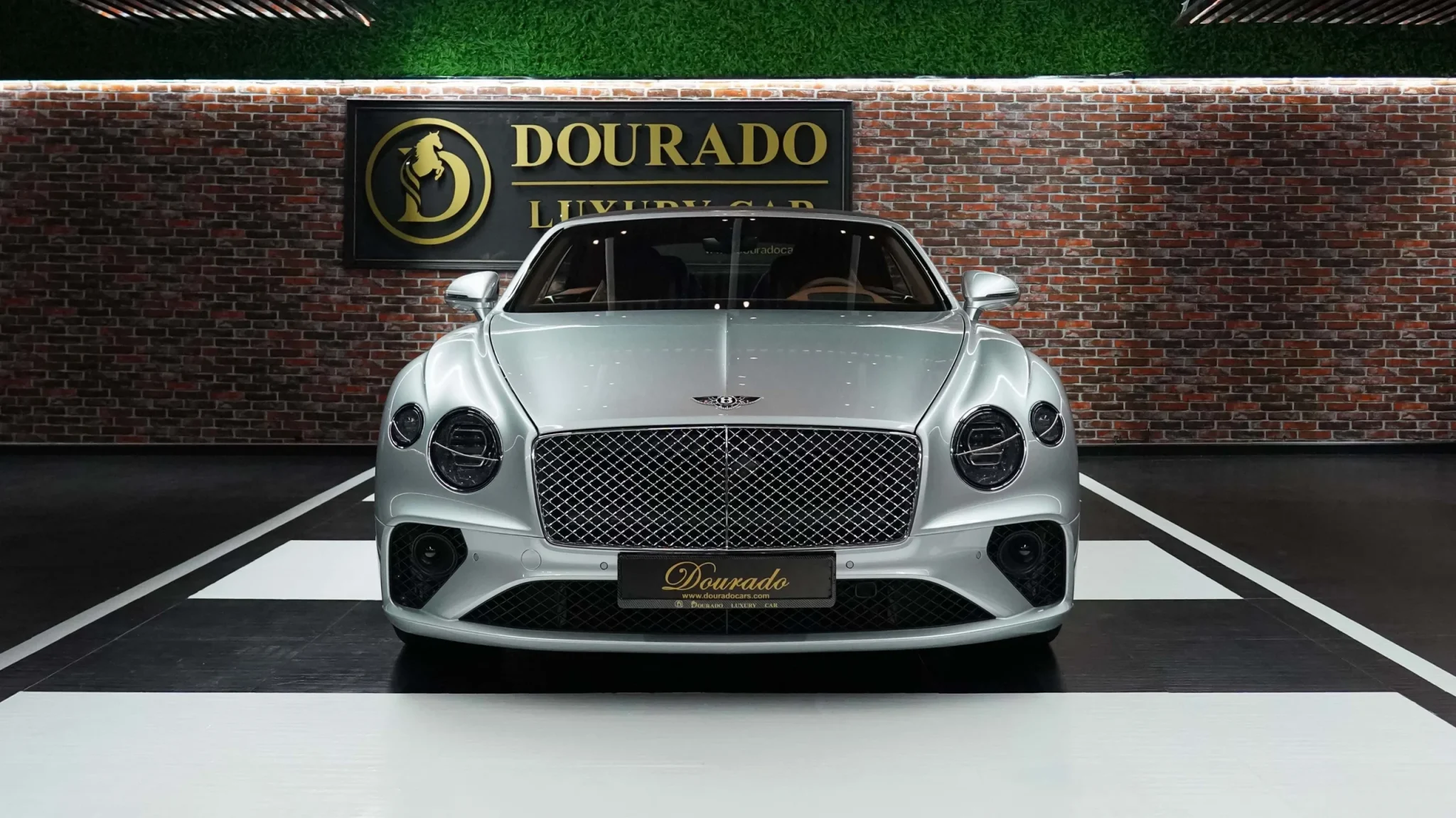 Awe-Inspiring Dominant Bentley Continental in