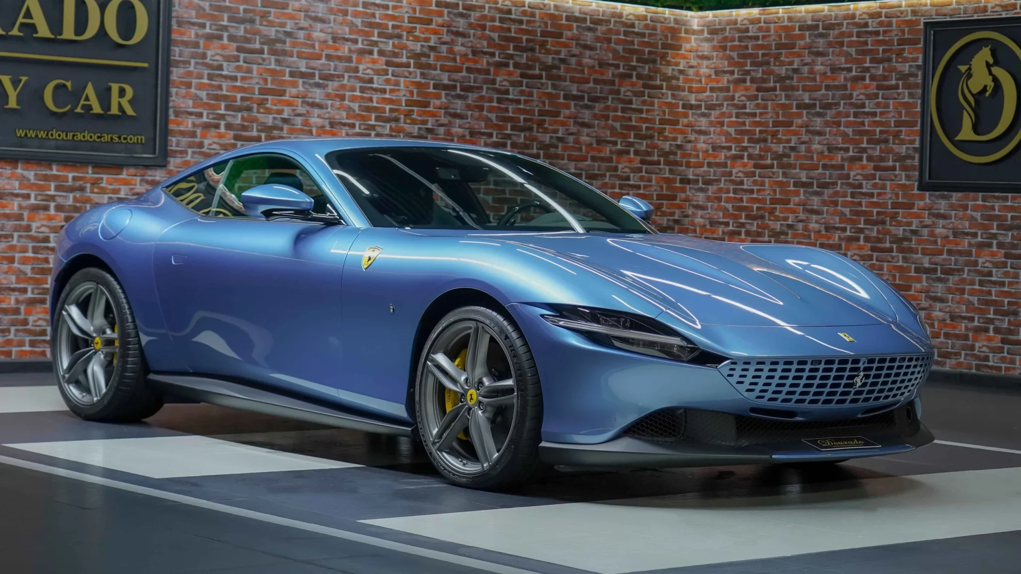 Prestige Guide with Ferrari Roma in