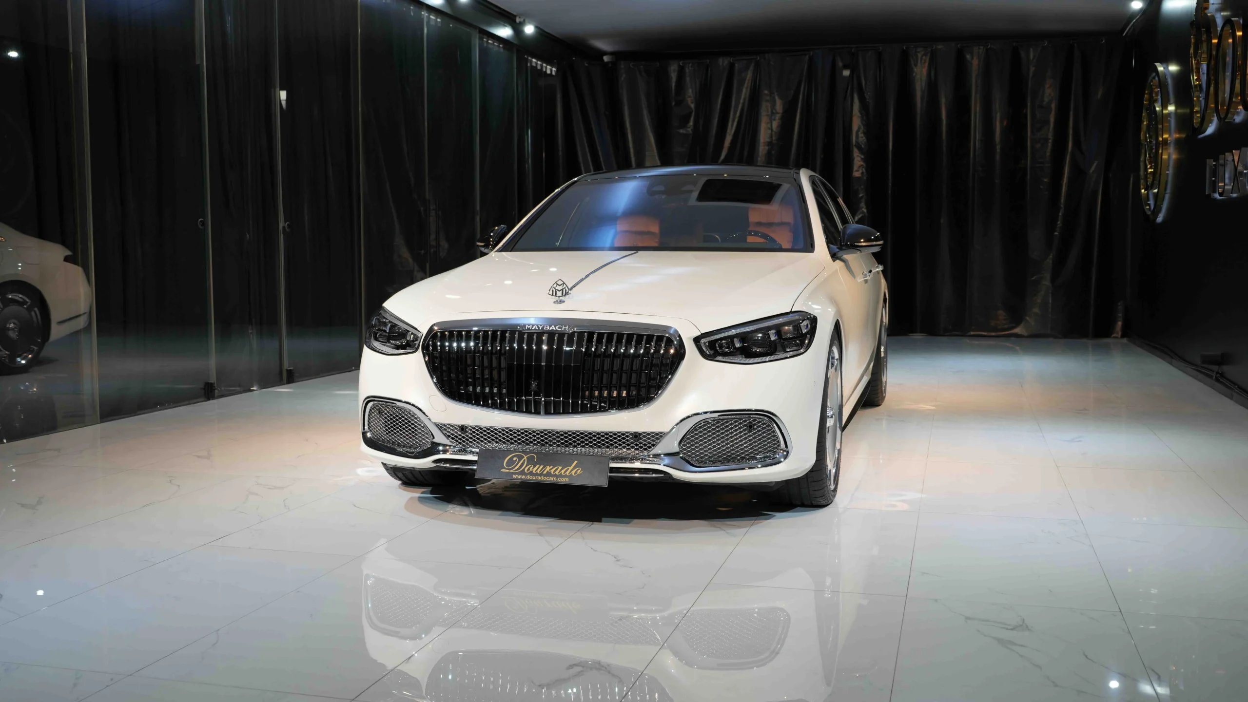 Eminent Dazzling s500 in the Luxury Guide