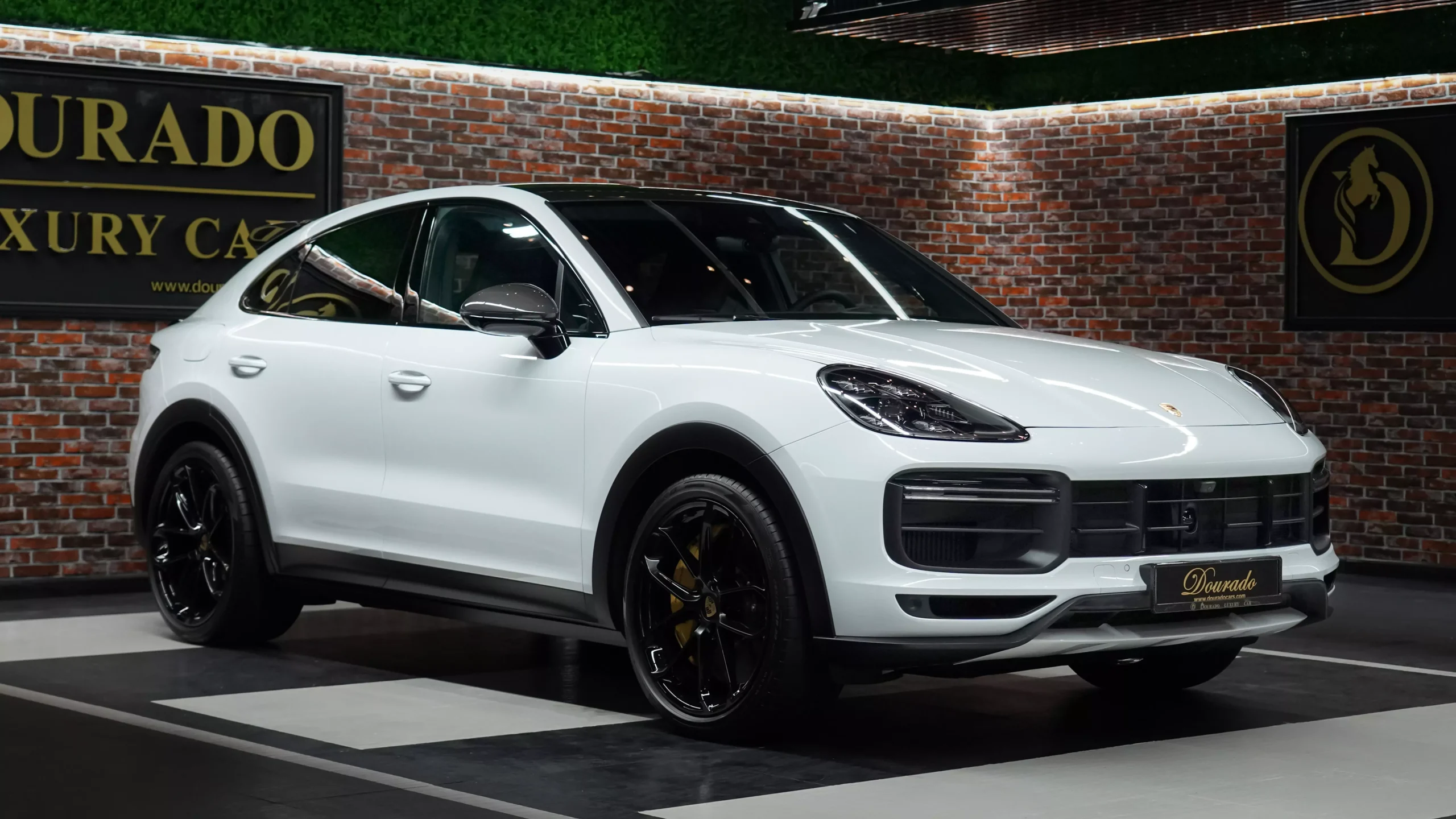 Dominant Exclusive Style in the Stunning Porsche